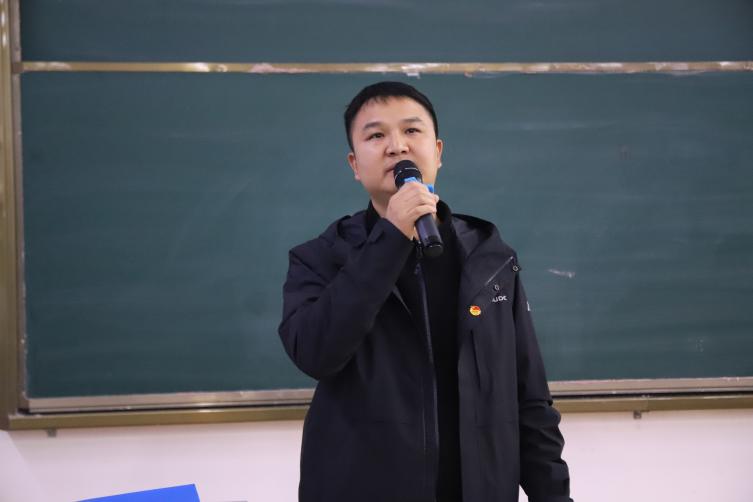 李海波